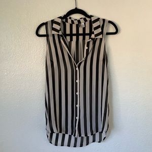 Black & white striped top